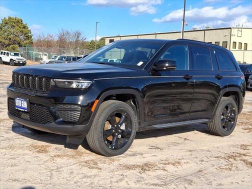 2025 Jeep Grand Cherokee Altitude
