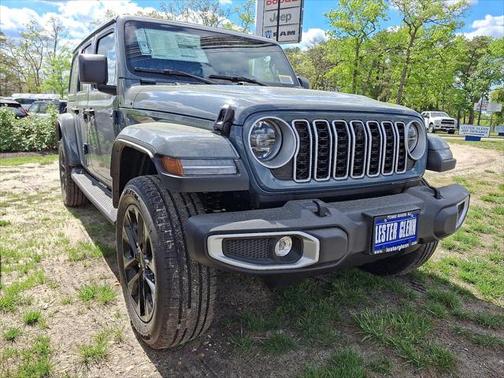 2025 Jeep Wrangler 4xe Sahara