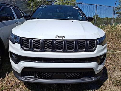 Bright White Clearcoat 2026 Jeep Compass Limited