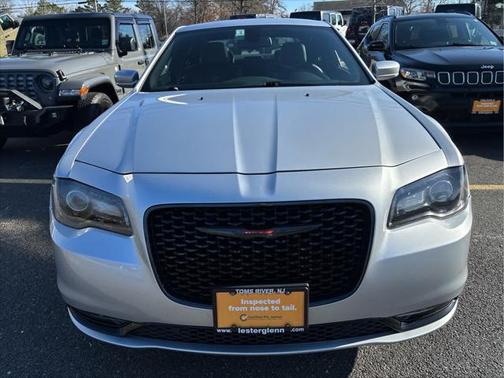2022 Chrysler 300 S