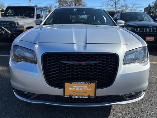 2022 Chrysler 300 S