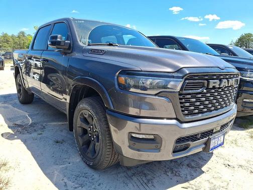 Granite Crystal Metallic Clearcoat 2026 RAM 1500 Big Horn/Lone Star