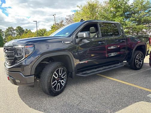 2022 GMC Sierra 1500 AT4