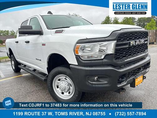 2022 RAM 2500 Tradesman Crew Cab 4x4 6'4' Box