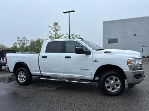 2023 RAM 2500 Big Horn Crew Cab 4x4 6'4' Box