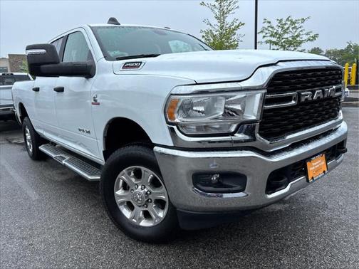 2023 RAM 2500 Big Horn Crew Cab 4x4 6'4' Box