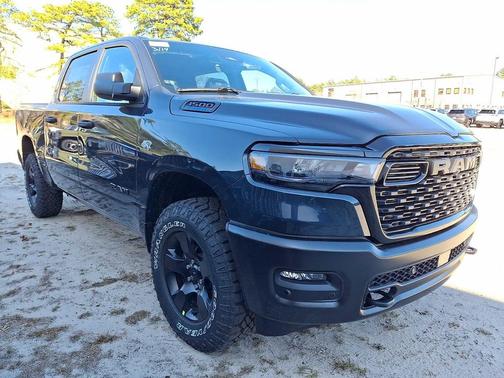 2026 RAM 1500 Warlock Crew Cab 4x4 5'7' Box