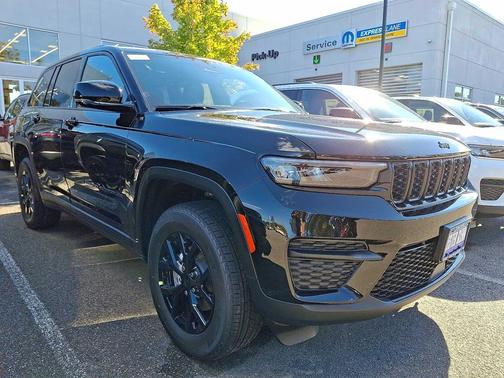 2025 Jeep Grand Cherokee Altitude