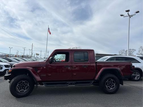 Snazzberry Pearlcoat 2021 Jeep Gladiator Mojave 4x4