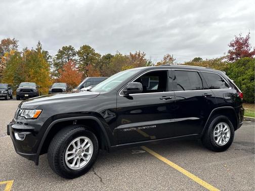 2020 Jeep Grand Cherokee Laredo