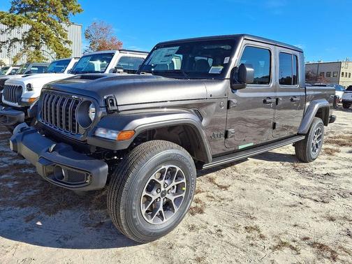 2026 Jeep Gladiator Sport S