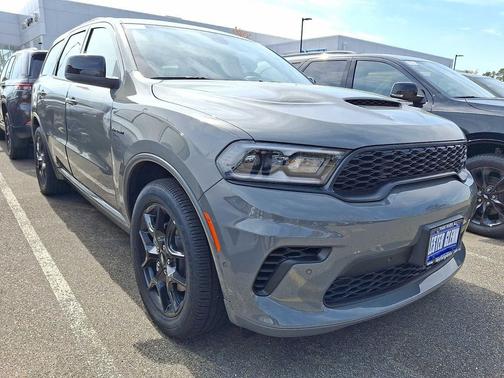 Destroyer Gray Clearcoat 2026 Dodge Durango GT HEMI V8 AWD