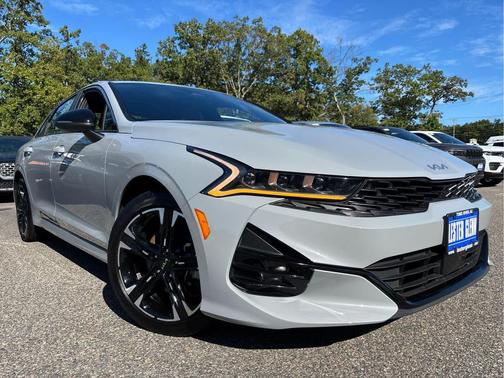 2024 Kia K5 GT-Line