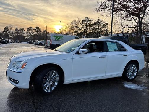 2011 Chrysler 300 Limited