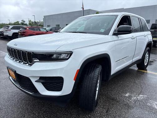 2023 Jeep Grand Cherokee Laredo