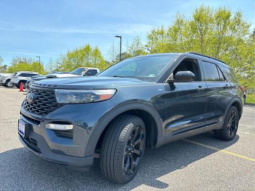 Stone Blue Metallic 2023 Ford Explorer ST-Line