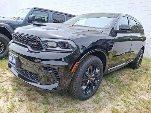 DB Black Clearcoat 2026 Dodge Durango GT Plus