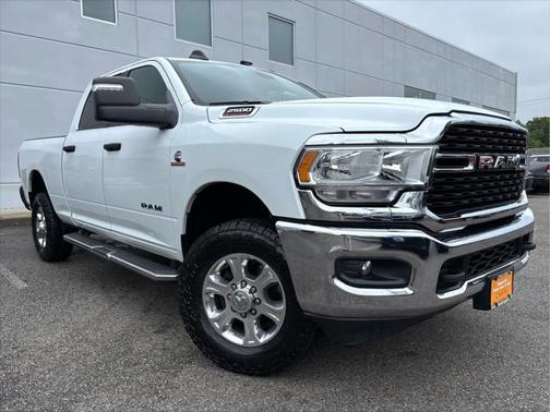 2023 RAM 2500 Big Horn Crew Cab 4x4 6'4' Box