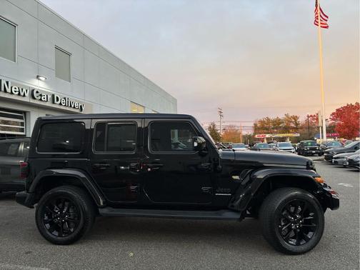 2023 Jeep Wrangler 4-Door High Altitude 4x4