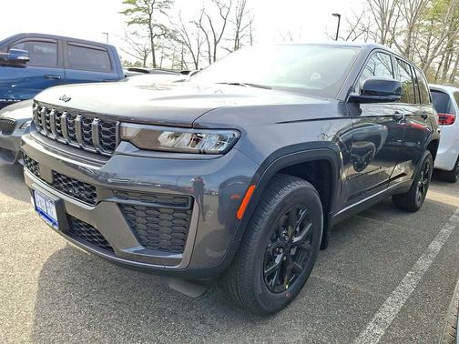 2026 Jeep Grand Cherokee Altitude
