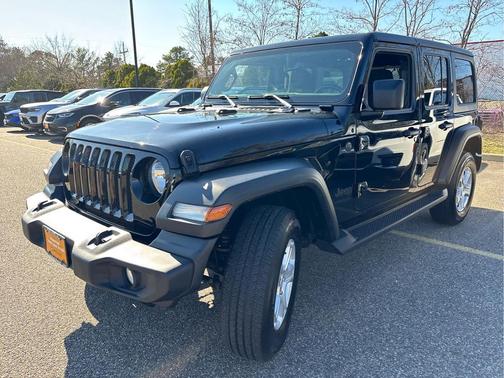 2022 Jeep Wrangler Unlimited Sport