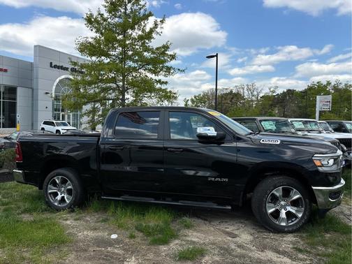 Diamond Black Crystal Pearlcoat 2023 RAM 1500 Laramie