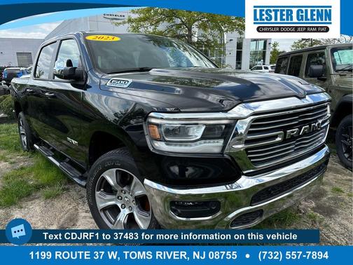Diamond Black Crystal Pearlcoat 2023 RAM 1500 Laramie