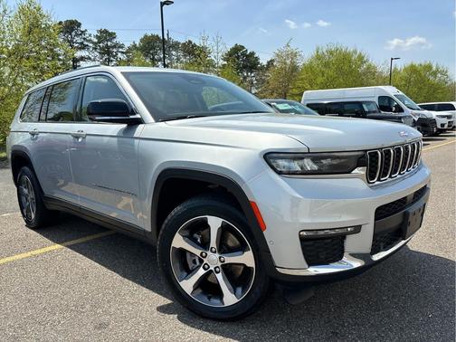 Silver Zynith 2023 Jeep Grand Cherokee L Limited