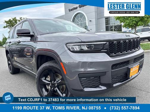 Baltic Gray Metallic Clearcoat 2022 Jeep Grand Cherokee L Altitude