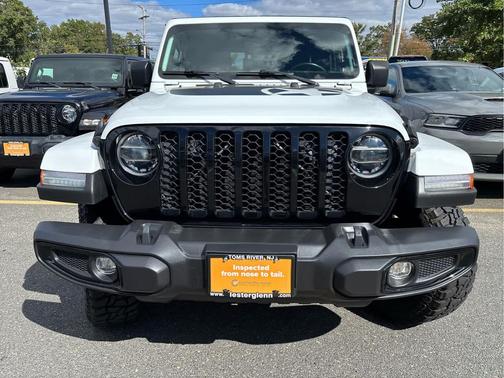 2021 Jeep Gladiator Willys 4x4