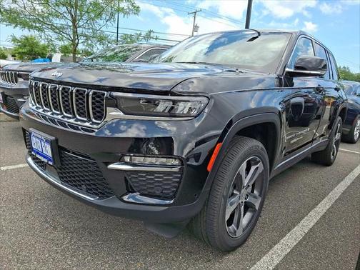 2025 Jeep Grand Cherokee Limited X