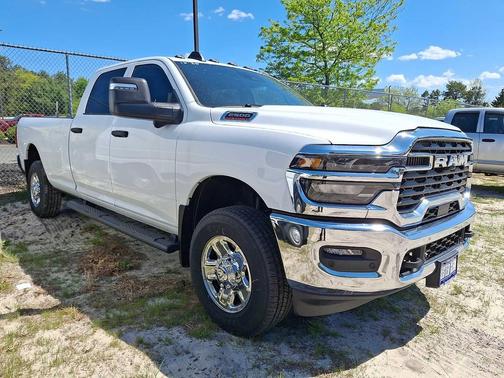 Bright White Clearcoat 2026 RAM 2500 Tradesman