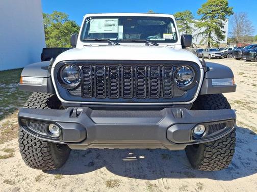Bright White Clearcoat 2026 Jeep Wrangler Willys