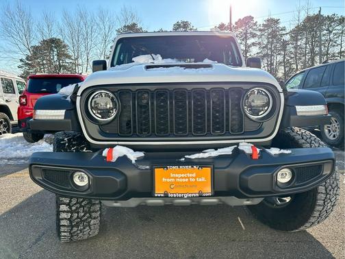 2025 Jeep Gladiator Mojave 4x4