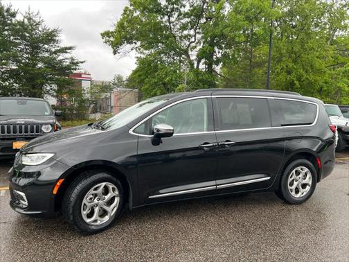 2022 Chrysler Pacifica Limited