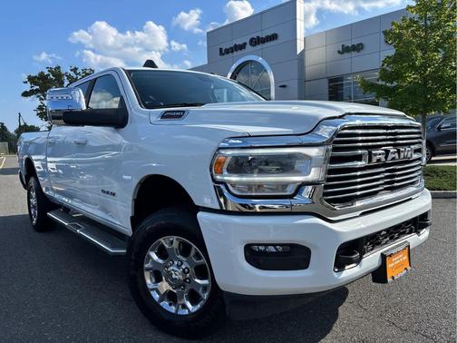 2024 RAM 2500 Laramie Crew Cab 4x4 6'4' Box