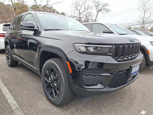 2025 Jeep Grand Cherokee Altitude