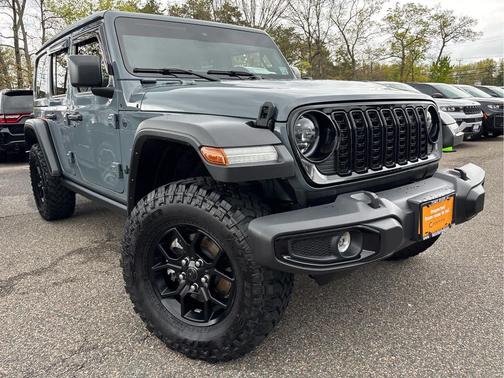 Anvil Clear Coat 2024 Jeep Wrangler Willys