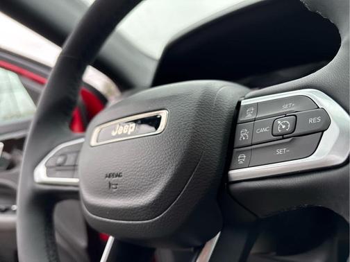Redline Pearlcoat 2023 Jeep Compass (RED) Edition 4x4