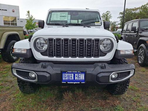 2025 Jeep Gladiator High Tide