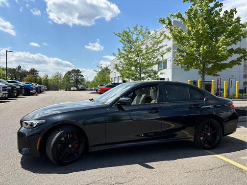 Black Sapphire Metallic 2023 BMW 330 xDrive