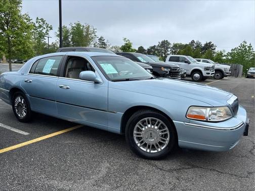 2008 Lincoln Town Car Signature