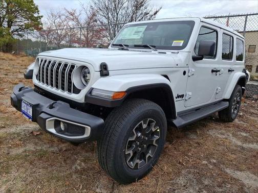 2025 Jeep Wrangler 4-Door Sahara 4x4