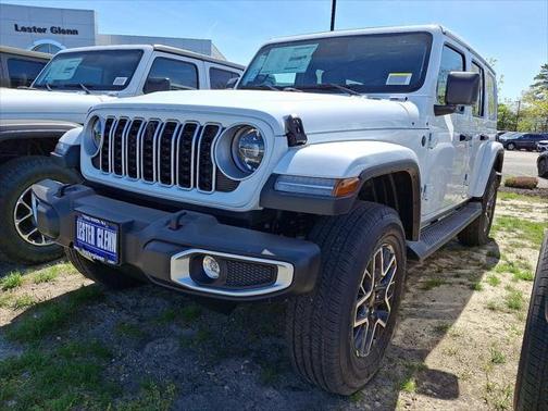 2025 Jeep Wrangler 4-Door Sahara 4x4