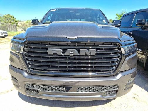Granite Crystal Metallic Clearcoat 2026 RAM 1500 Laramie