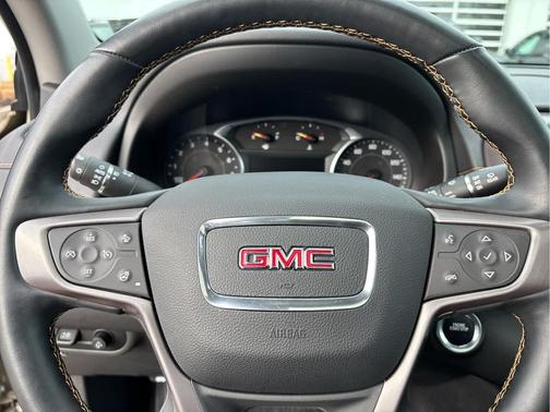 2023 GMC Terrain AWD AT4