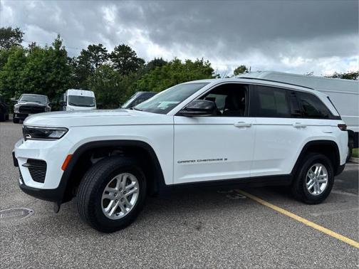 2023 Jeep Grand Cherokee Laredo