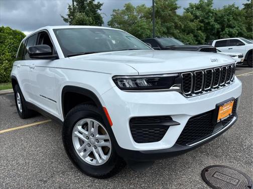 2023 Jeep Grand Cherokee Laredo