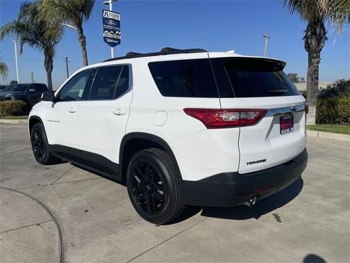 2020 Chevrolet Traverse LT Cloth