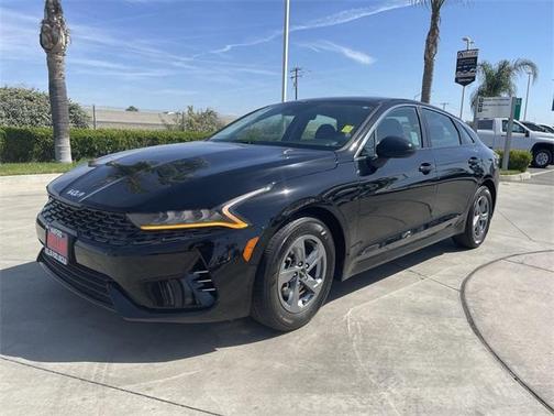 2022 Kia K5 LXS